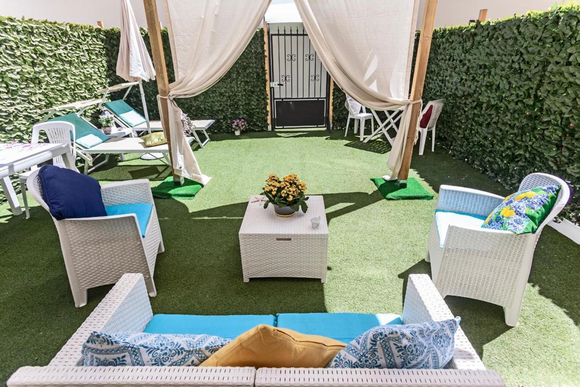 カリアリ Garden Sant'Avendraceヴィラ エクステリア 写真